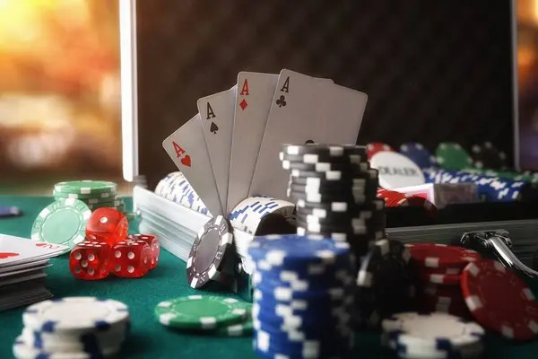 bbm toto Lightning Strikes Boost Payouts