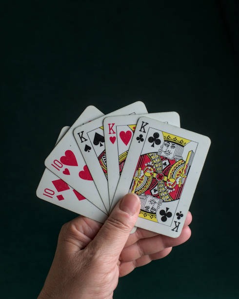 bbm toto Real Dealers, Real Tables